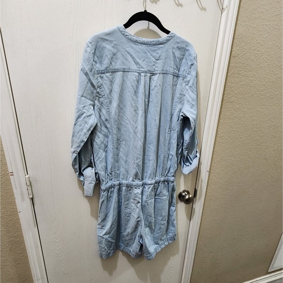 H by Halston light blue Chambray tied waist romper size 6 small - Picture 4 of 7